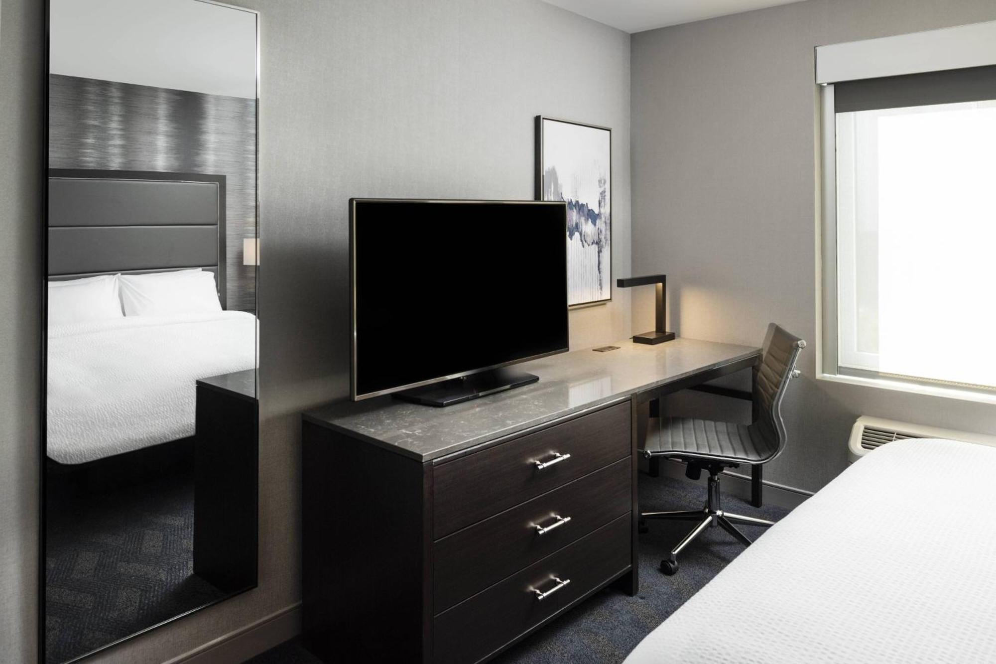 Fairfield Inn & Suites By Marriott Boston Logan Airport/Челси Экстерьер фото