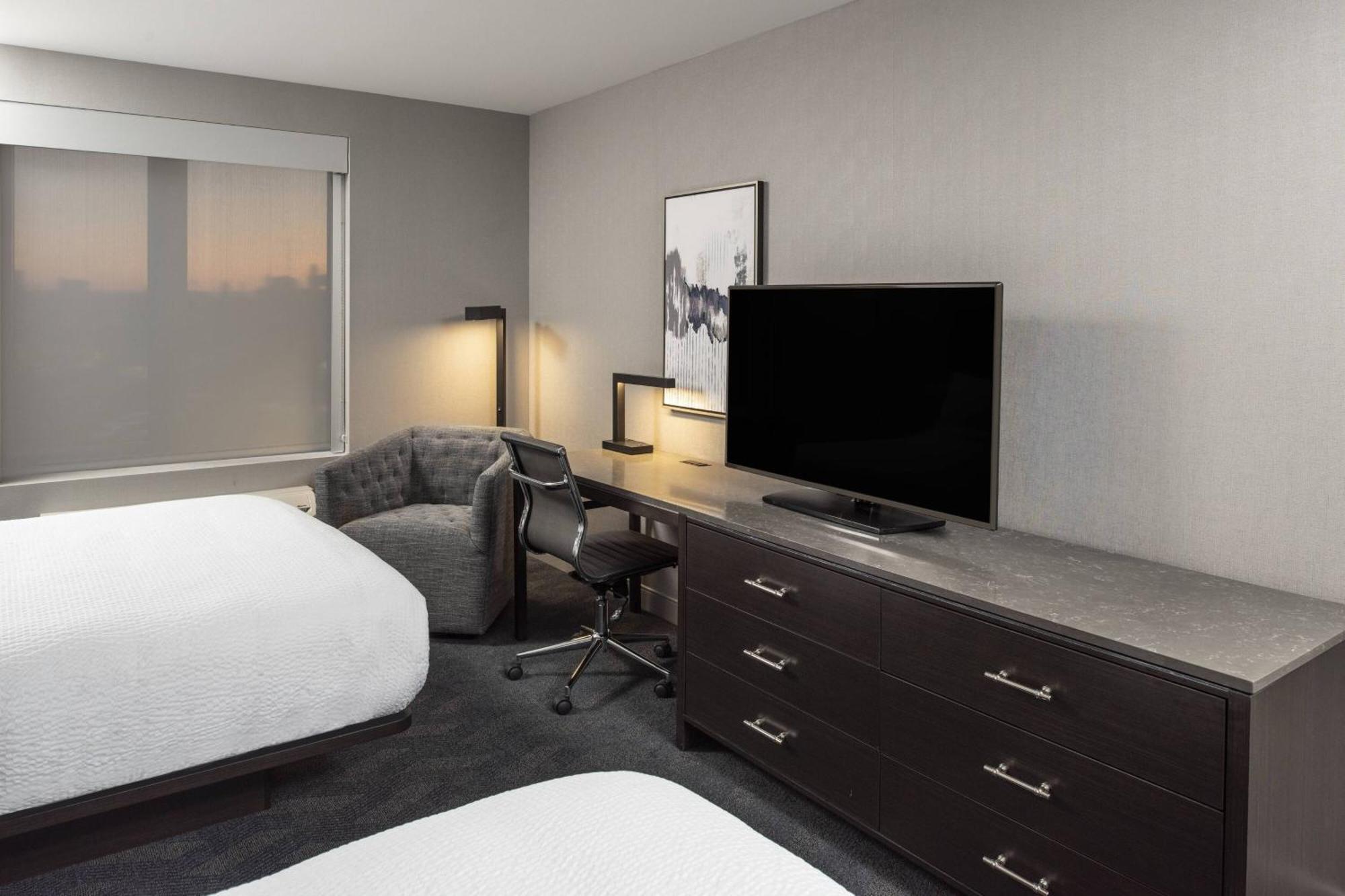 Fairfield Inn & Suites By Marriott Boston Logan Airport/Челси Экстерьер фото